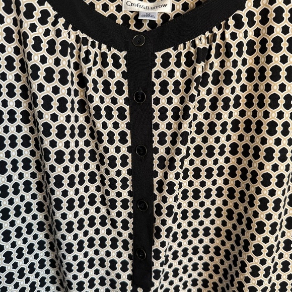 Croft & Barrow Women's Sleeveless 1/2 Button Blouse Tank Top Beige/Tan/Black M - Picture 4 of 11